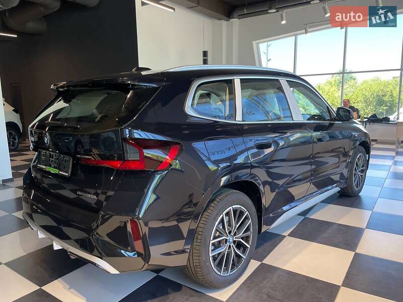 Внедорожник / Кроссовер BMW iX1 2025 в Львове