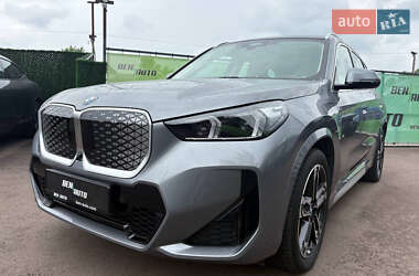 Внедорожник / Кроссовер BMW iX1 2023 в 