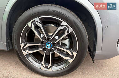Внедорожник / Кроссовер BMW iX1 2023 в 