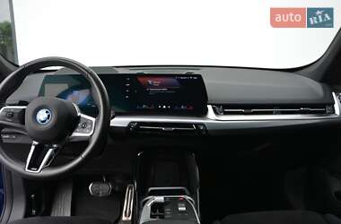 Внедорожник / Кроссовер BMW iX1 2024 в 
