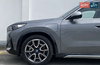 Внедорожник / Кроссовер BMW iX1 2023 в 