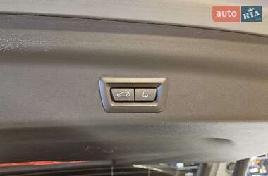 Внедорожник / Кроссовер BMW iX1 2023 в 