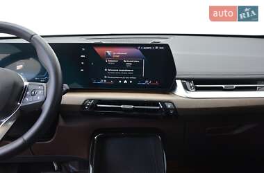 Внедорожник / Кроссовер BMW iX1 2024 в 
