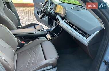 Внедорожник / Кроссовер BMW iX1 2024 в 