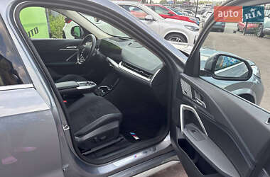 Внедорожник / Кроссовер BMW iX1 2023 в 