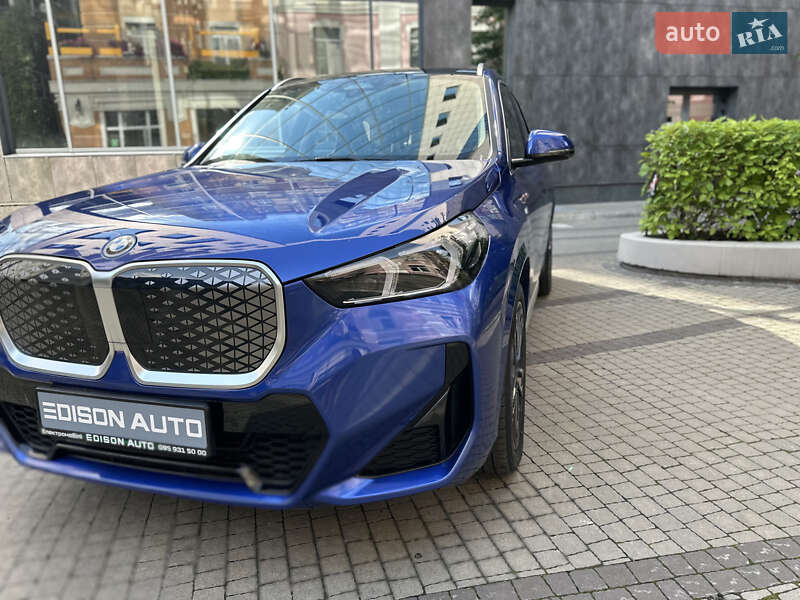 Внедорожник / Кроссовер BMW iX1 2024 в Киеве