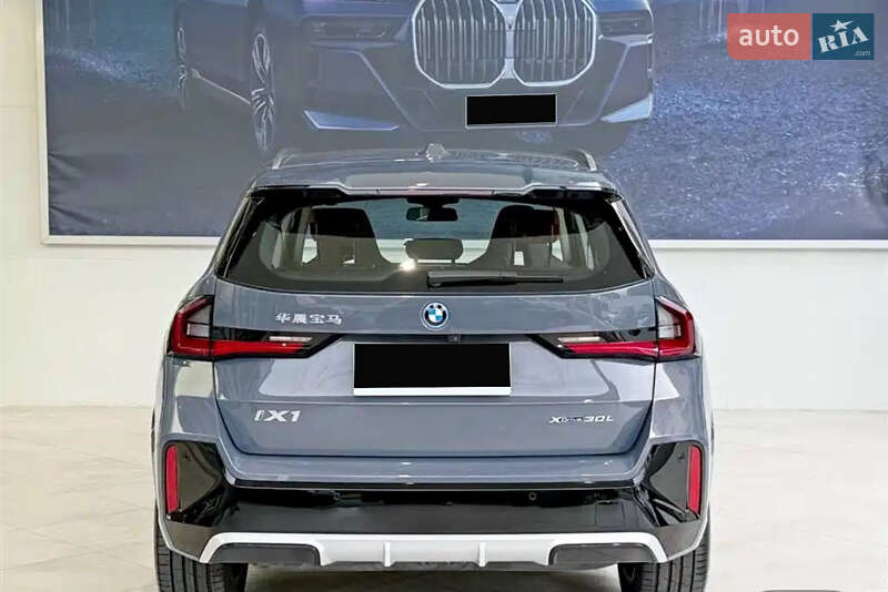 Внедорожник / Кроссовер BMW iX1 2024 в Киеве