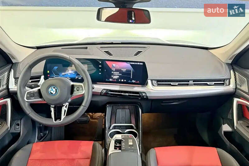 Внедорожник / Кроссовер BMW iX1 2024 в Киеве