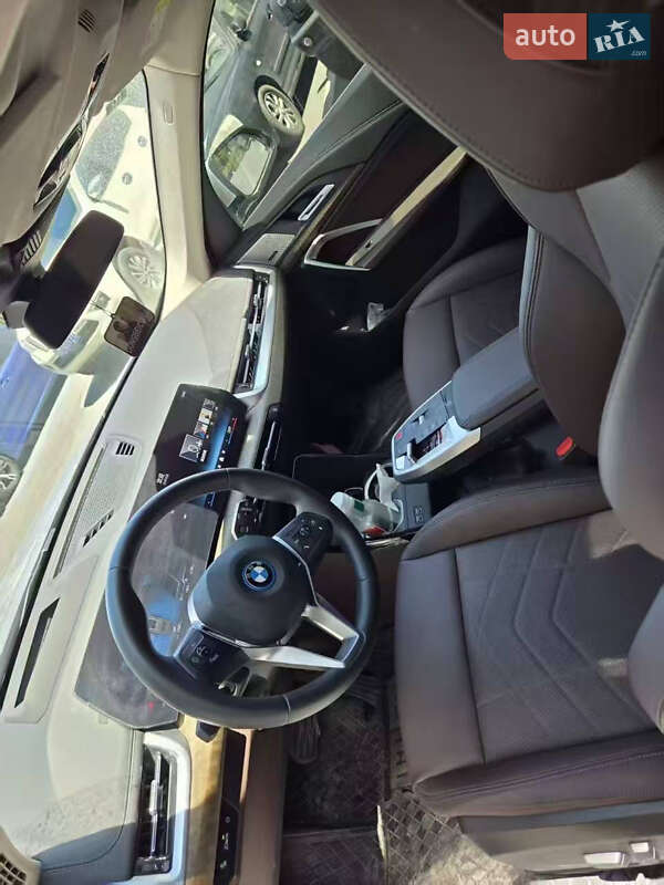 Внедорожник / Кроссовер BMW iX1 2023 в Киеве