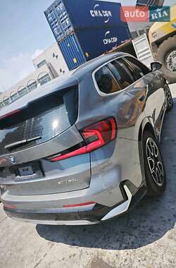 Внедорожник / Кроссовер BMW iX1 2024 в 