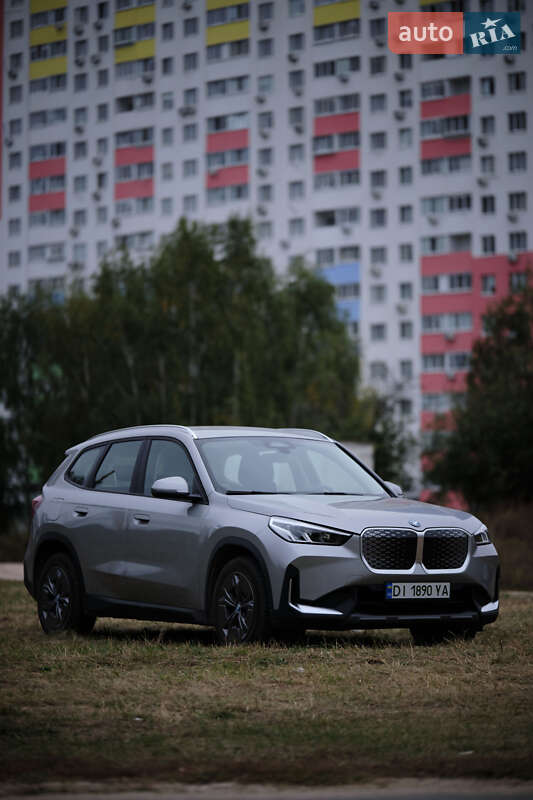 Позашляховик / Кросовер BMW iX1 2023 в Києві