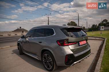 Внедорожник / Кроссовер BMW iX1 2023 в 
