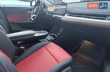 Внедорожник / Кроссовер BMW iX1 2023 в 