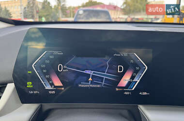 Внедорожник / Кроссовер BMW iX1 2024 в 