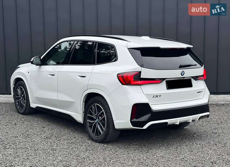 Позашляховик / Кросовер BMW iX1 2023 в Луцьку