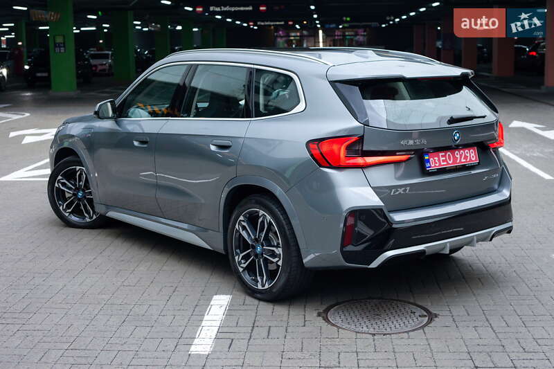 Внедорожник / Кроссовер BMW iX1 2023 в Киеве