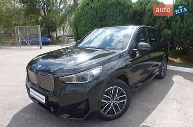 Позашляховик / Кросовер BMW iX1 2024 в Дніпрі