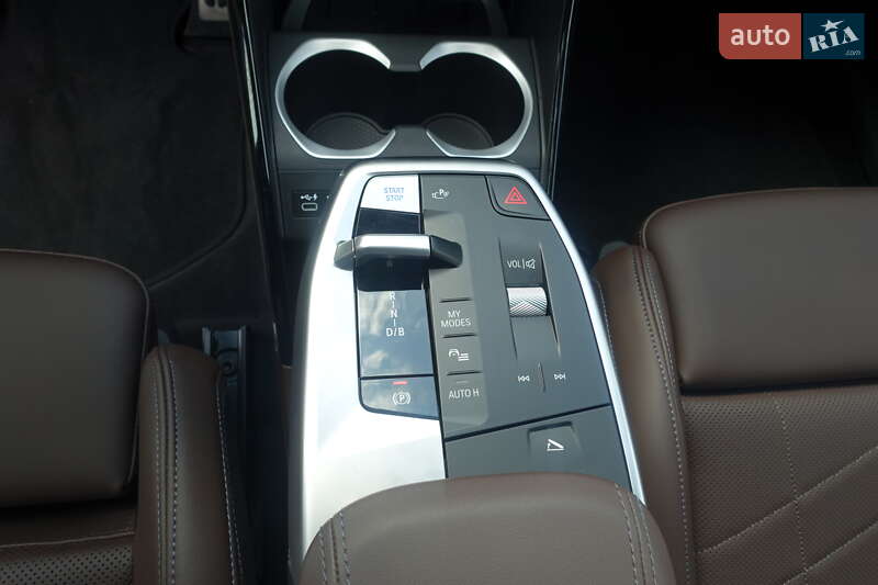 Позашляховик / Кросовер BMW iX1 2024 в Дніпрі