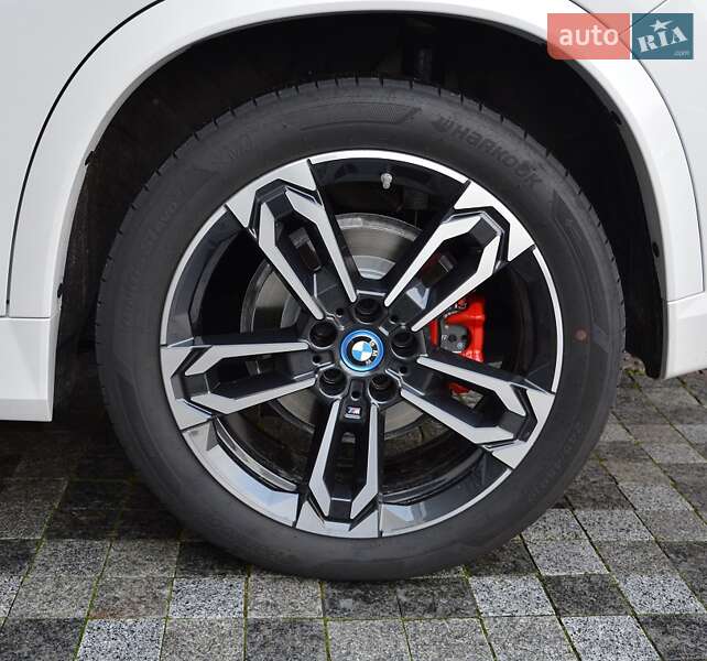 Позашляховик / Кросовер BMW iX1 2025 в Києві фото 10 Позашляховик / Кросовер BMW iX1 2025 в Києві