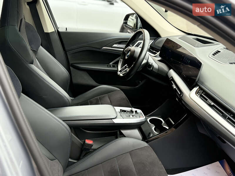 Позашляховик / Кросовер BMW iX1 2023 в Львові фото 22 Позашляховик / Кросовер BMW iX1 2023 в Львові