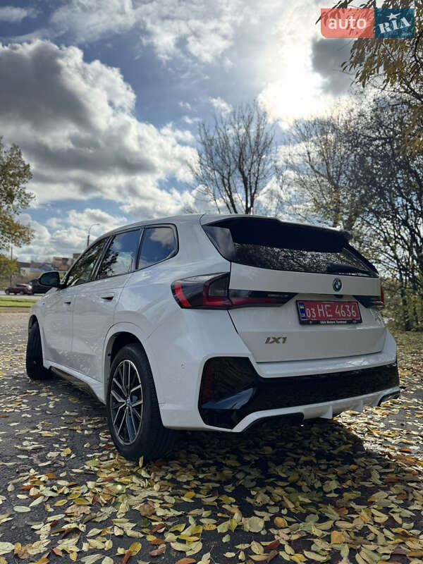 Позашляховик / Кросовер BMW iX1 2024 в Рівному фото 4 Позашляховик / Кросовер BMW iX1 2024 в Рівному