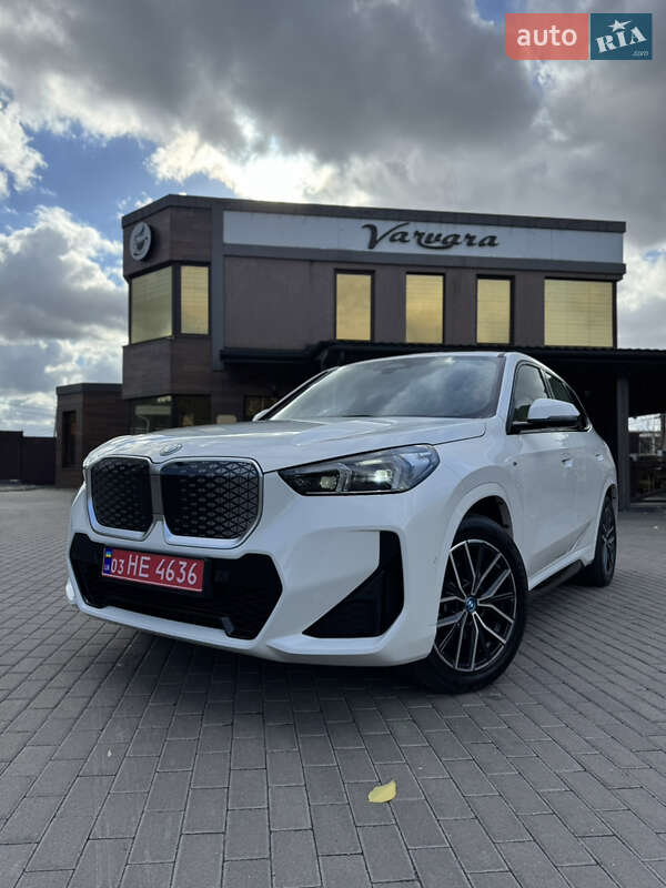 Позашляховик / Кросовер BMW iX1 2024 в Рівному фото 7 Позашляховик / Кросовер BMW iX1 2024 в Рівному