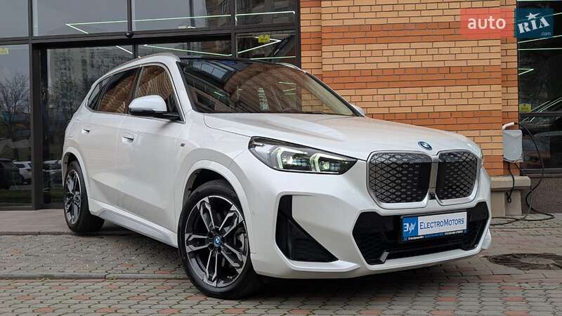 Внедорожник / Кроссовер BMW iX1 2023 в Киеве фото 44 Внедорожник / Кроссовер BMW iX1 2023 в Киеве