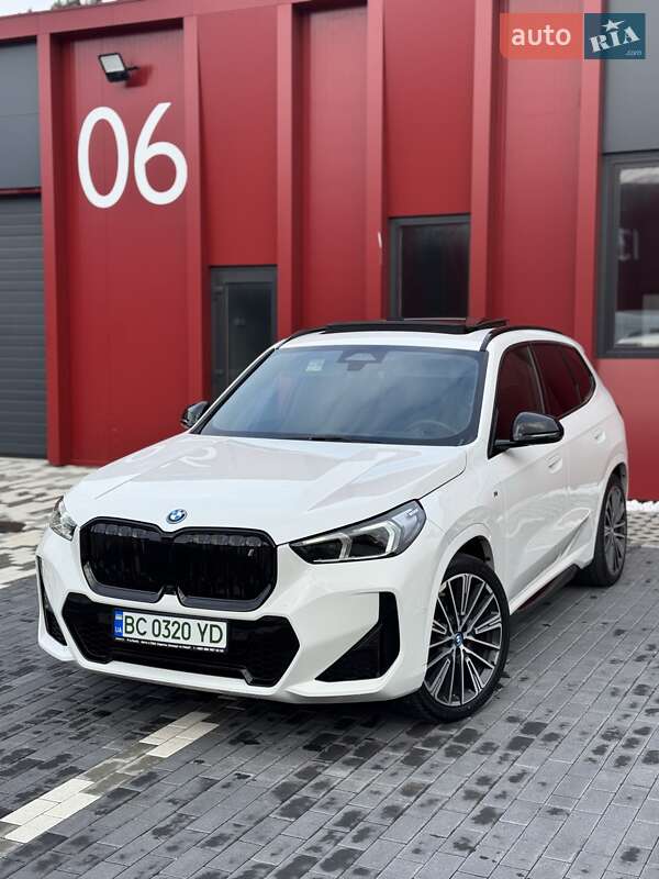 Позашляховик / Кросовер BMW iX1 2022 в Львові фото 3 Позашляховик / Кросовер BMW iX1 2022 в Львові