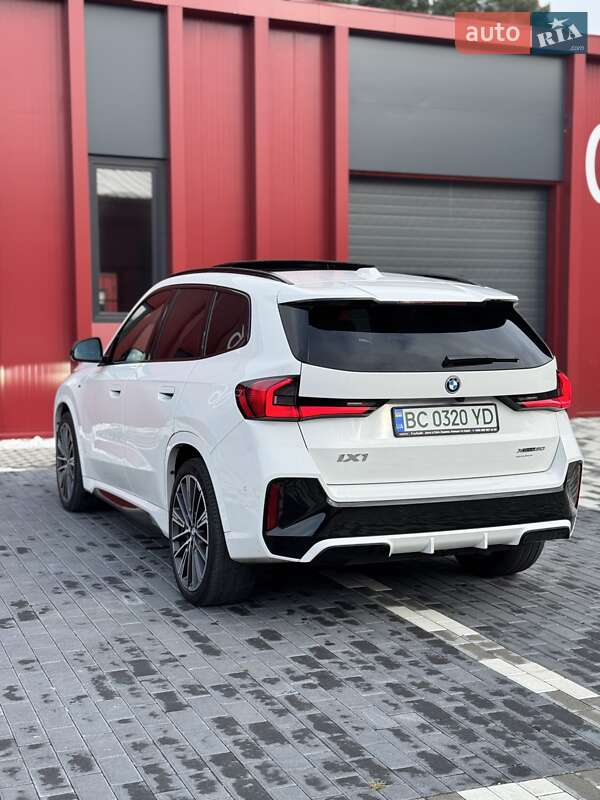 Позашляховик / Кросовер BMW iX1 2022 в Львові фото 7 Позашляховик / Кросовер BMW iX1 2022 в Львові