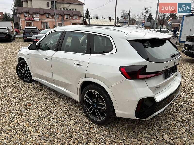 Позашляховик / Кросовер BMW iX1 2024 в Стрию фото 11 Позашляховик / Кросовер BMW iX1 2024 в Стрию