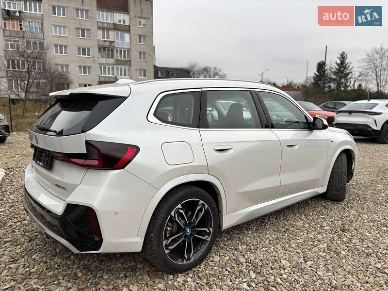 Позашляховик / Кросовер BMW iX1 2024 в Стрию фото 18 Позашляховик / Кросовер BMW iX1 2024 в Стрию