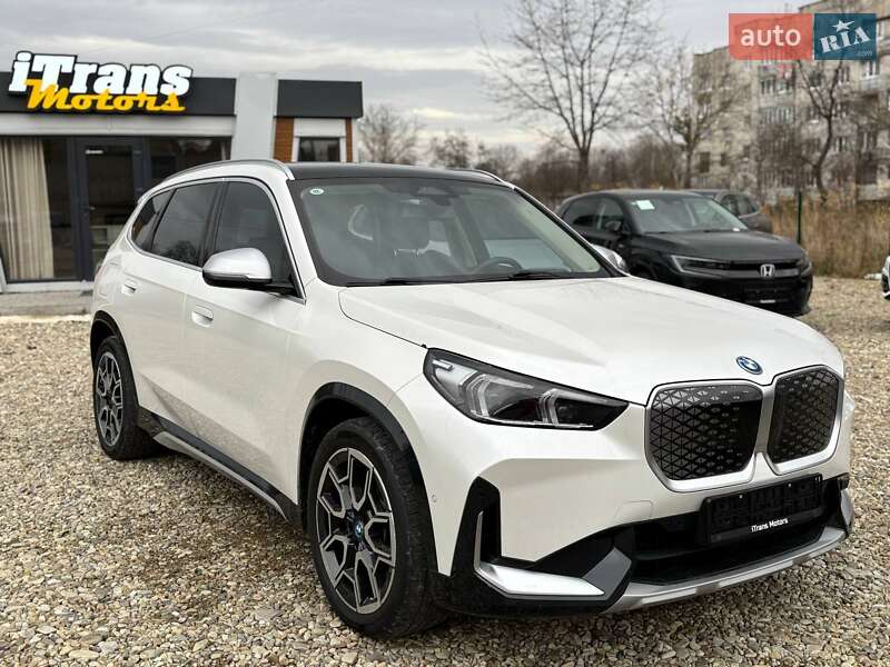 Позашляховик / Кросовер BMW iX1 2023 в Стрию