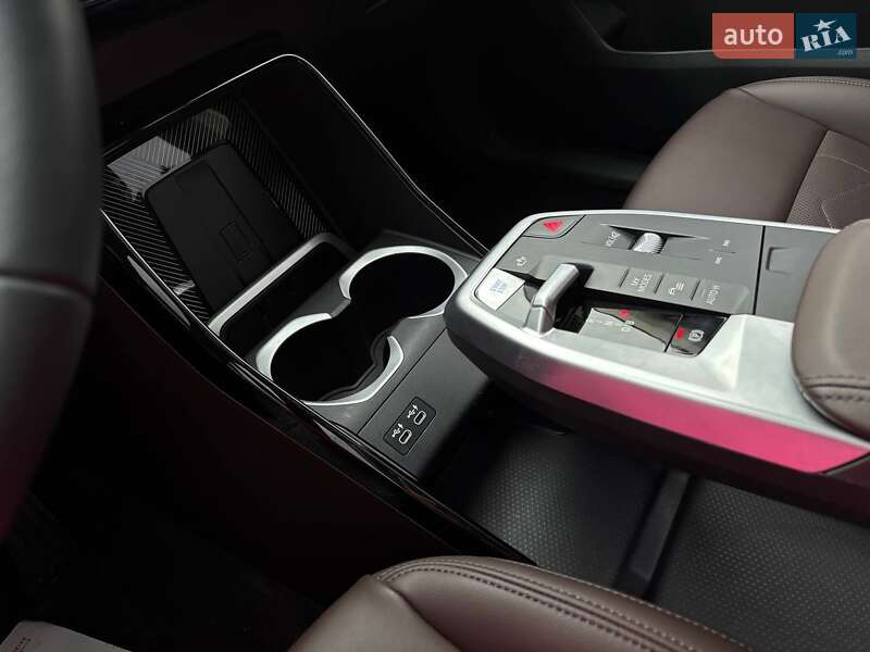 Позашляховик / Кросовер BMW iX1 2023 в Стрию