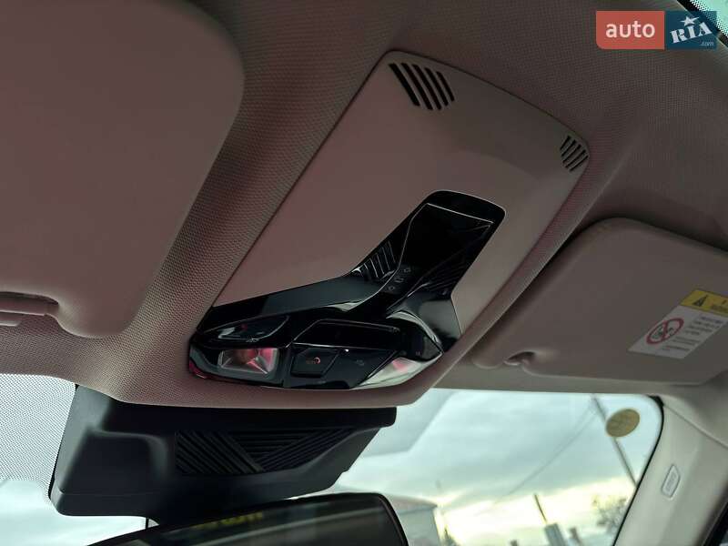 Позашляховик / Кросовер BMW iX1 2023 в Стрию