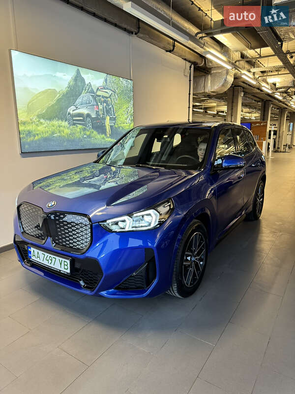 Внедорожник / Кроссовер BMW iX1 2024 в Киеве