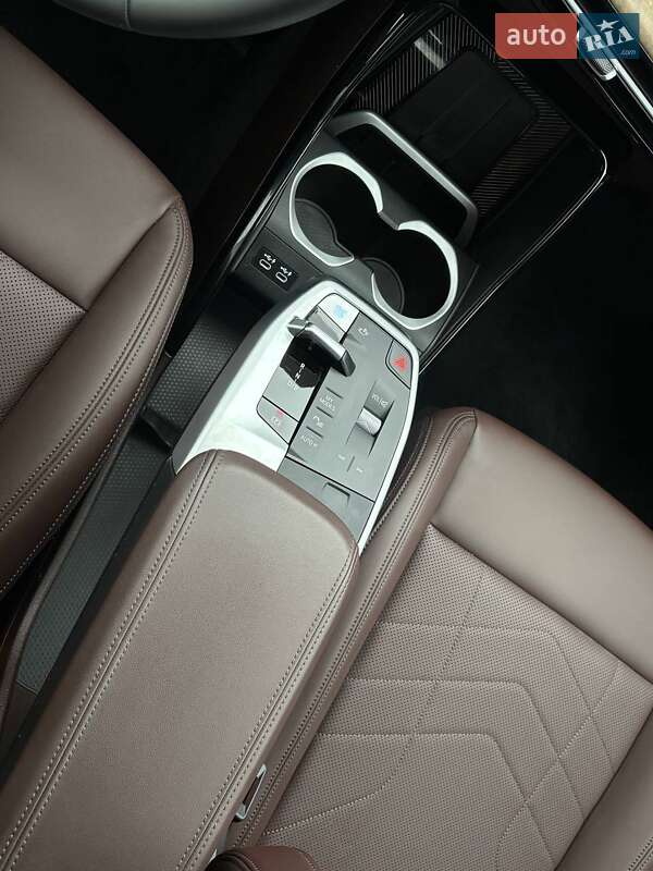 Позашляховик / Кросовер BMW iX1 2023 в Стрию