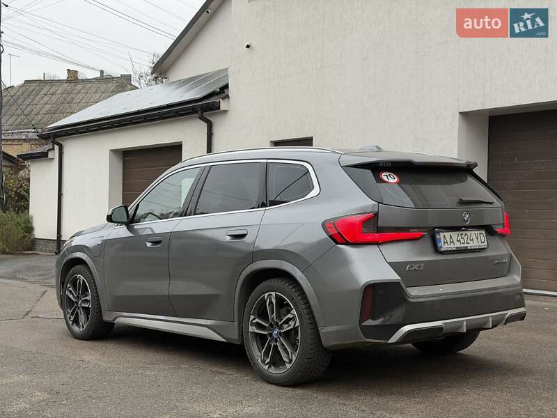 Внедорожник / Кроссовер BMW iX1 2023 в Киеве
