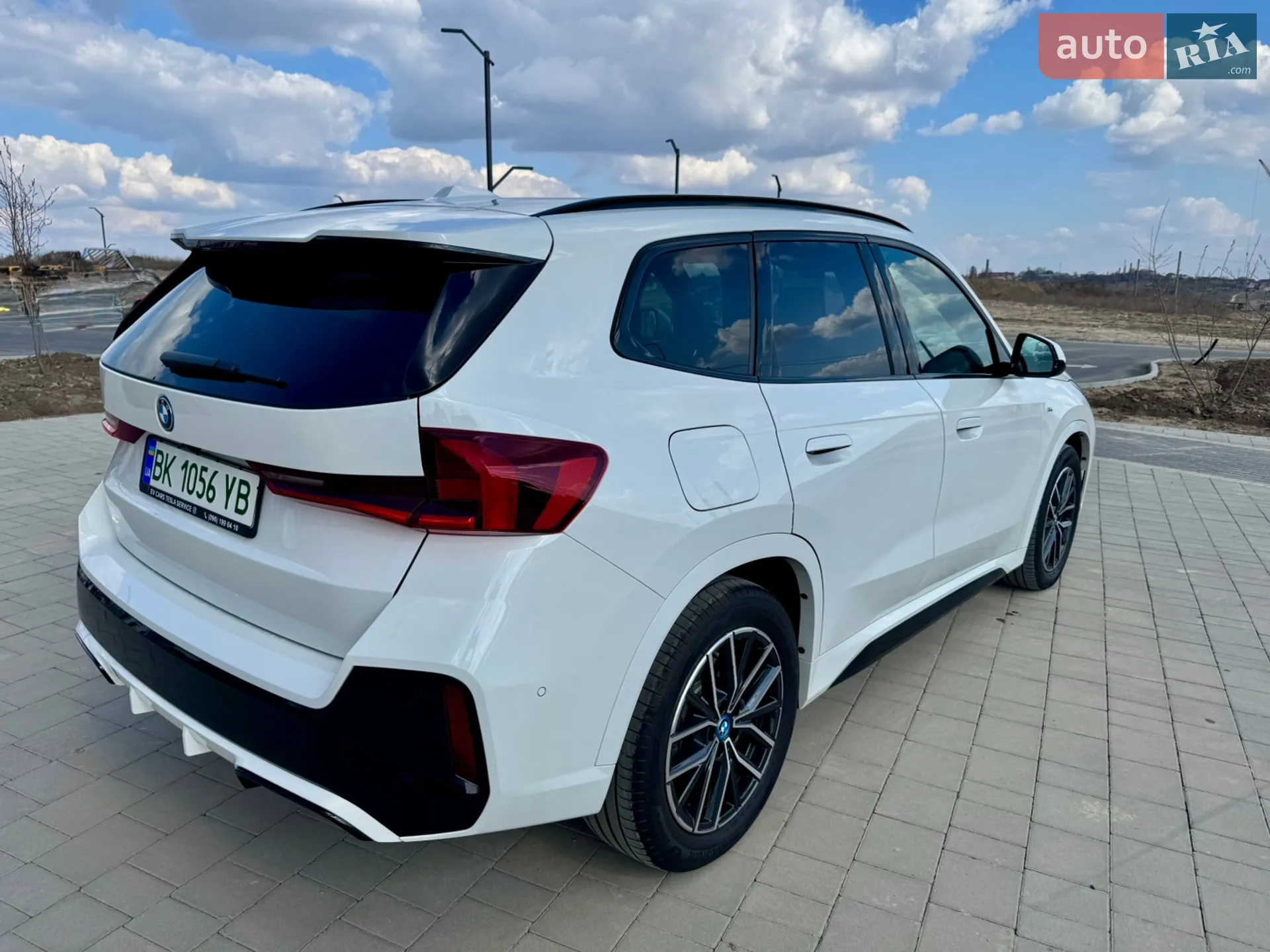 2024 BMW iX1 - мініатюра 5