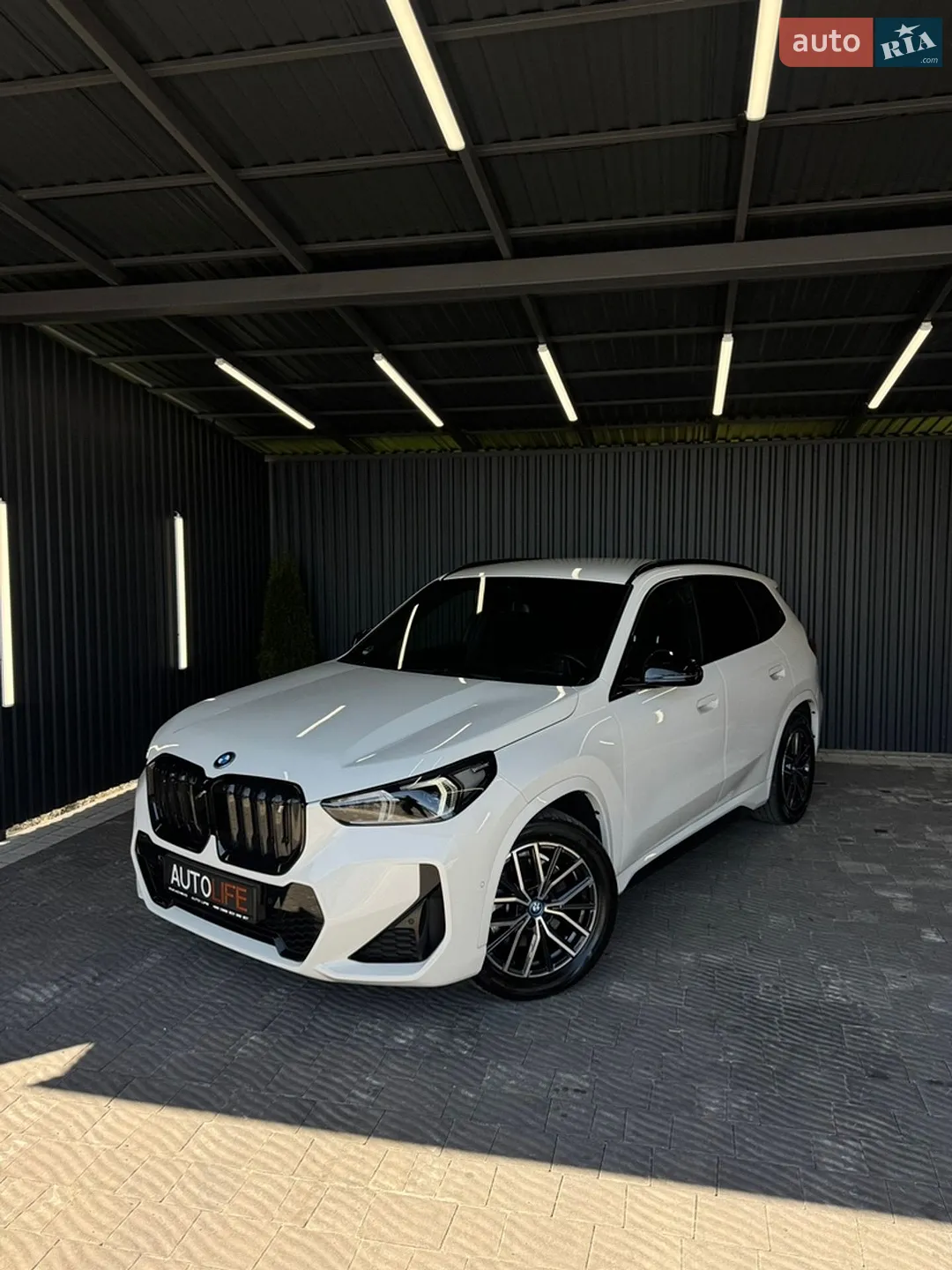2022 BMW iX1 - мініатюра 55