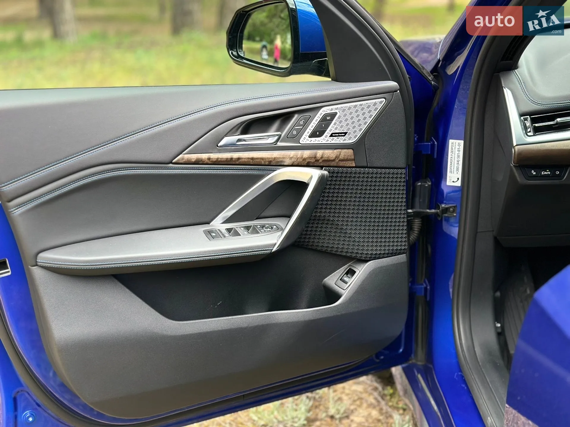 2024 BMW iX1 - мініатюра 33