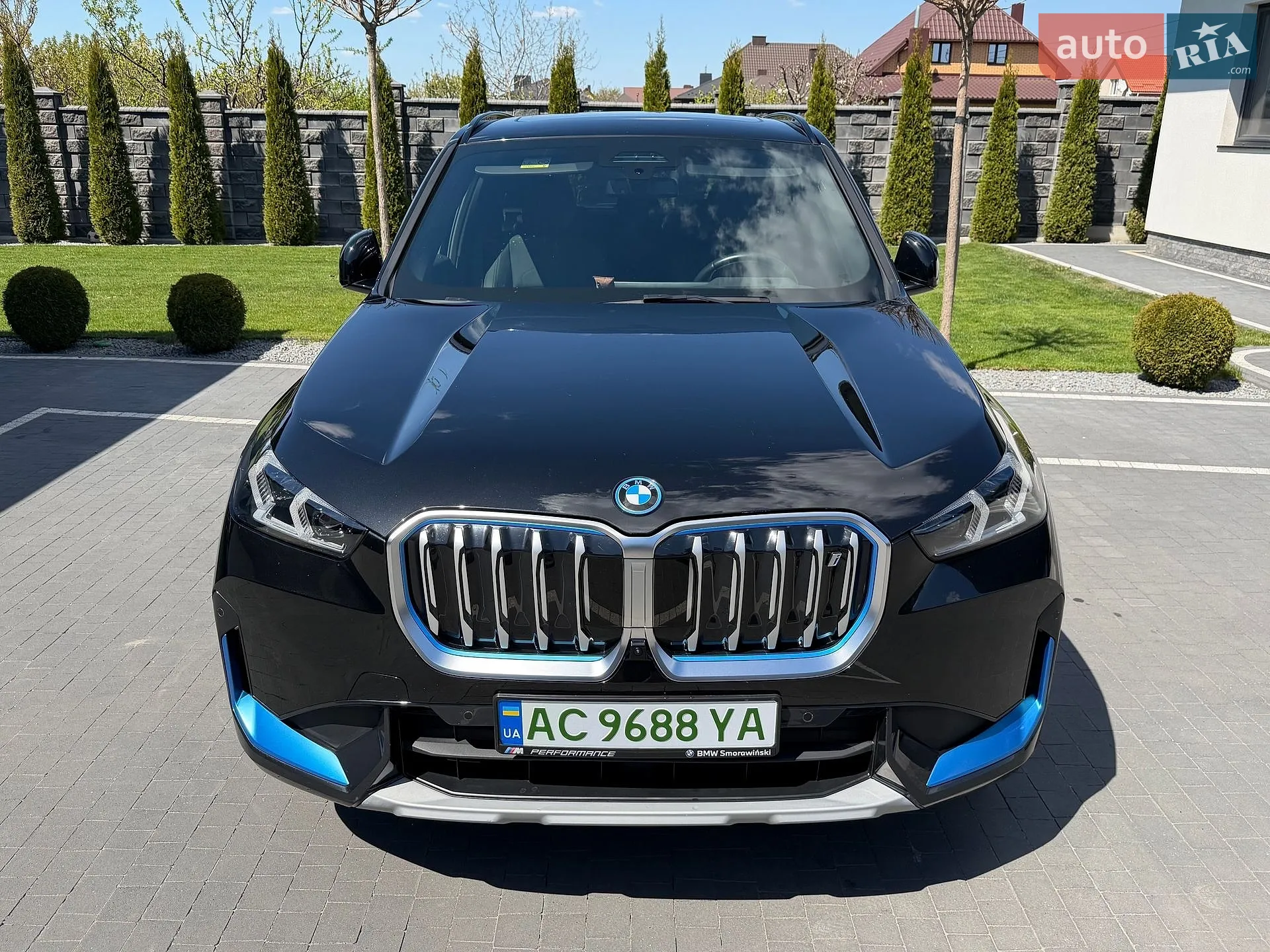 2023 BMW iX1 - мініатюра 18