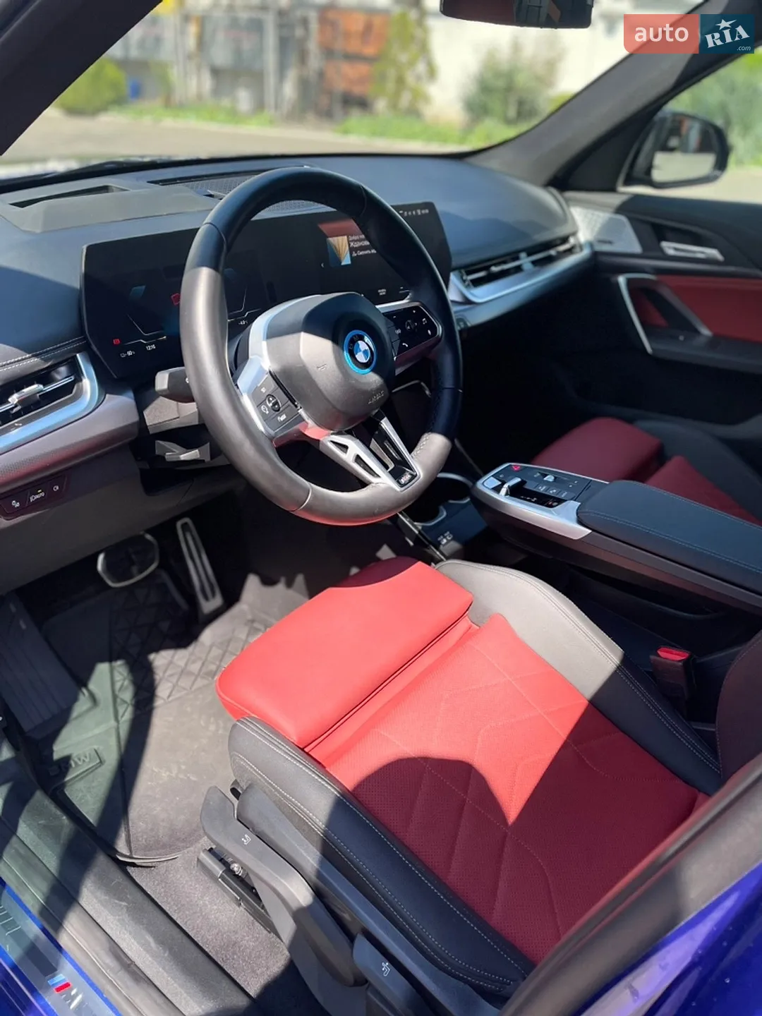 2023 BMW iX1 - мініатюра 16