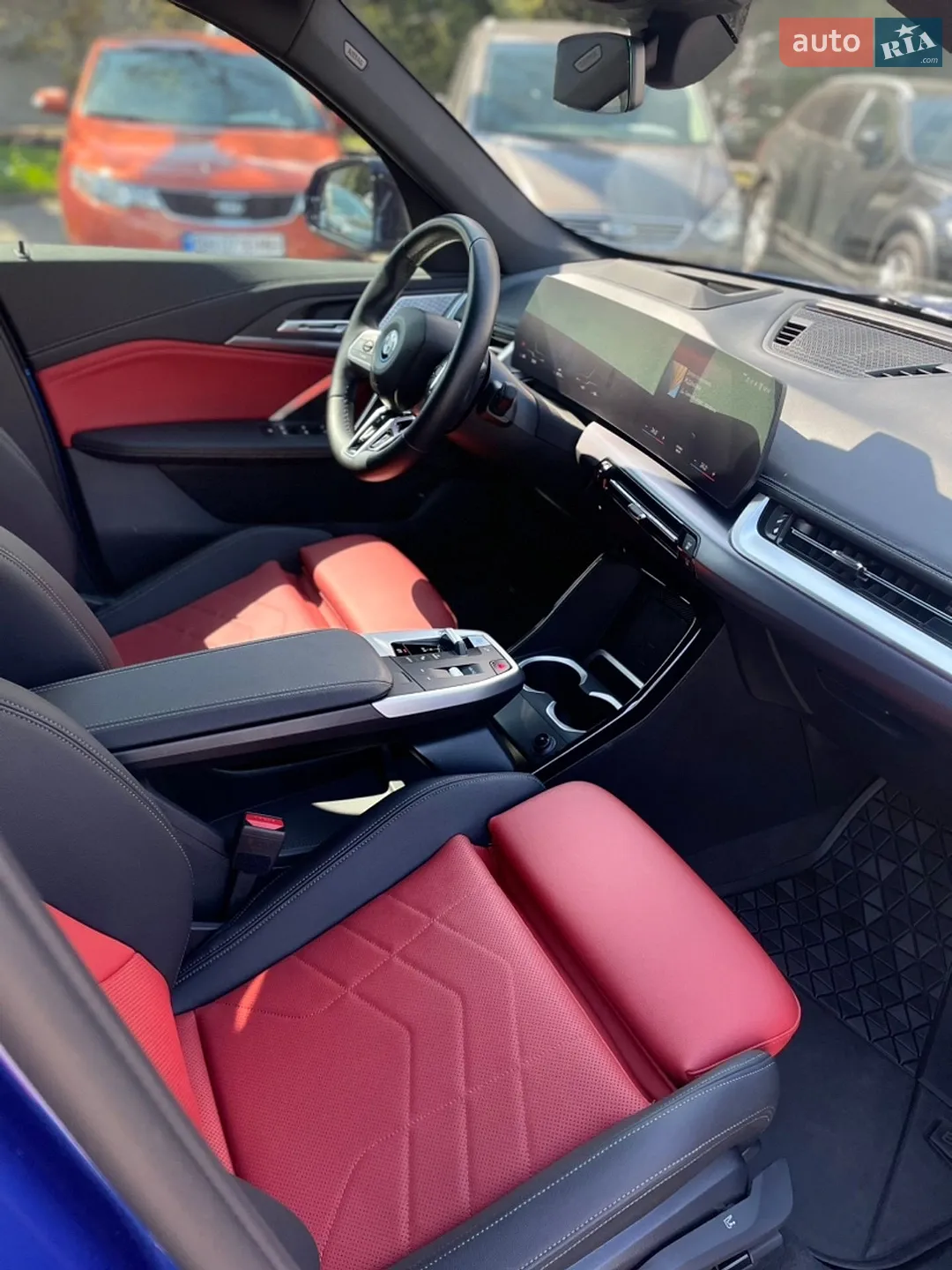 2023 BMW iX1 - мініатюра 18