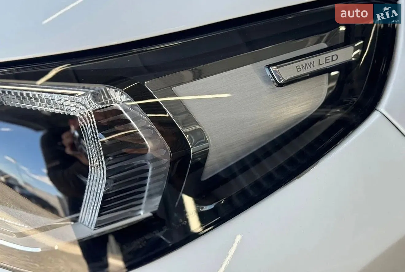 2022 BMW iX1 - мініатюра 16