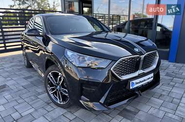 Внедорожник / Кроссовер BMW iX2 2024 в 