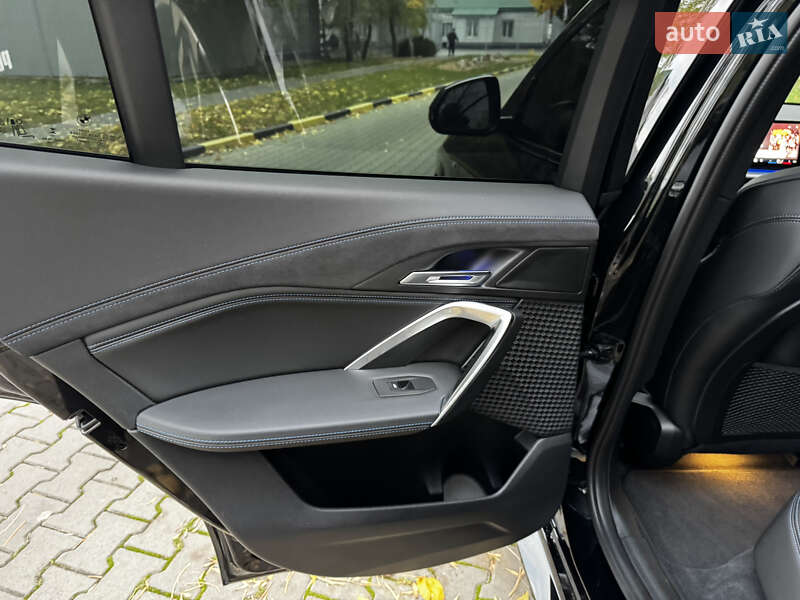 Внедорожник / Кроссовер BMW iX2 2024 в Александрие