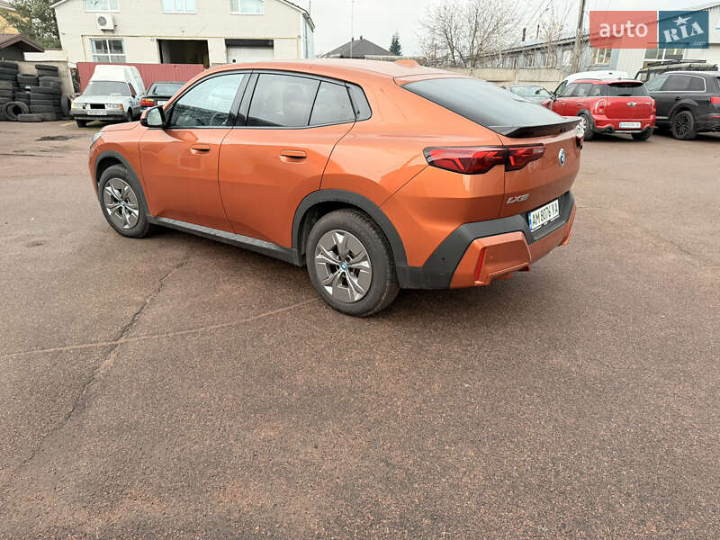 Внедорожник / Кроссовер BMW iX2 2024 в Житомире