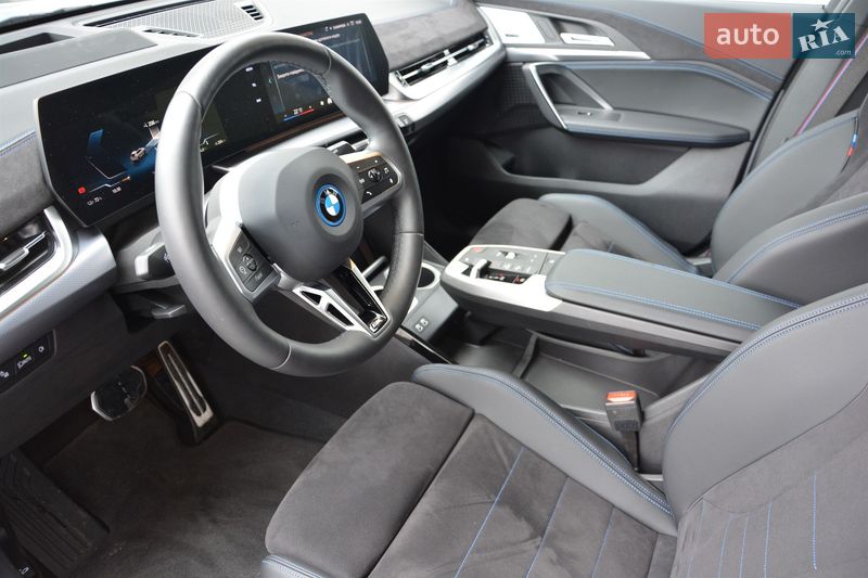 Внедорожник / Кроссовер BMW iX2 2024 в Киеве