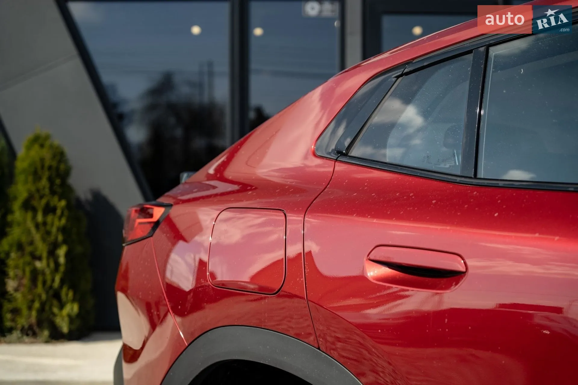 2025 BMW iX2 - мініатюра 10