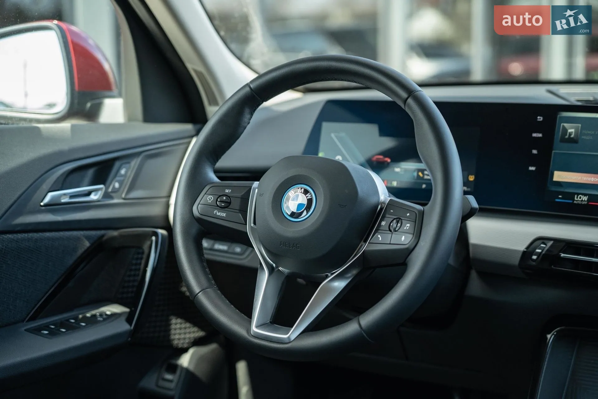 2025 BMW iX2 - мініатюра 25